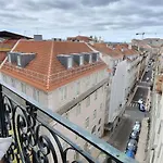 Baixa Heritage By Cathedral & Tram 28 By Nestatlisbon * Lissabon