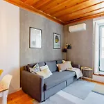 Baixa Heritage Apartments By Cathedral & Tram 28 By Nestatlisbon *