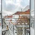Apartment Baixa Heritage By Cathedral & Tram 28 By Nestatlisbon *