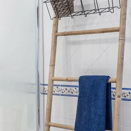 Rustic View In Baixa By River Tagus Lisbon