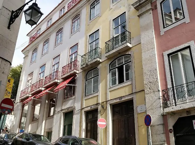 Rustic View In Baixa By River Tagus *