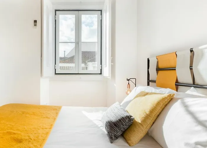 Rustic View In Baixa By River Tagus Lisboa