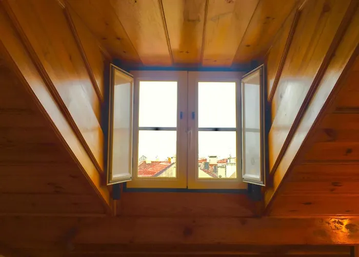 Rustic View In Baixa By River Tagus